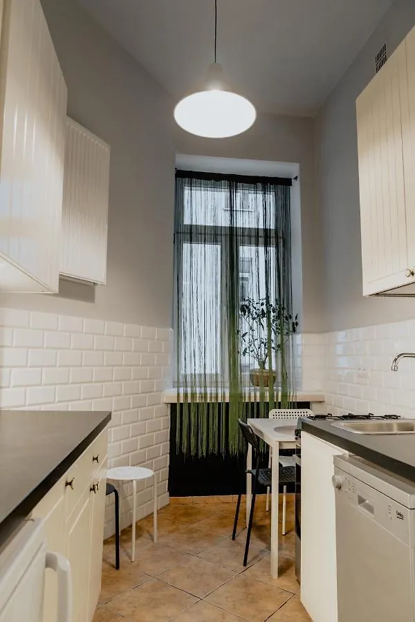 Apartament Warsaw Concierge Chmielna Antresola 0*,  Polska
