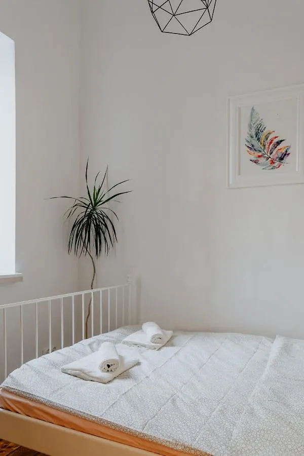 Apartament Warsaw Concierge Chmielna Antresola